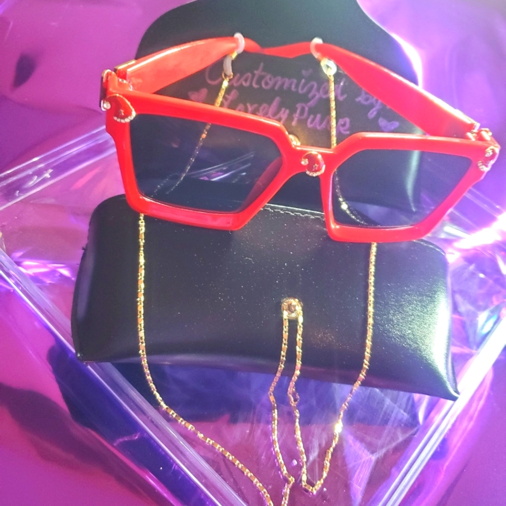 🎅🏼NEW Red Santa Hat Sunglasses Shein